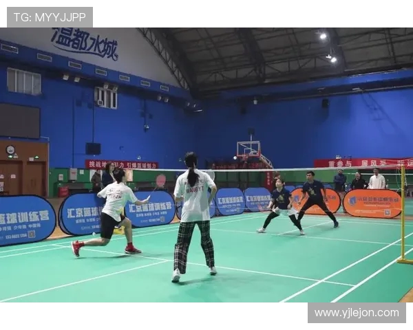 南京羽毛球队选拔赛点评展现灵活性与团队协作的精彩表现 南京羽毛球队选拔赛点评展现灵活性与团队协作的精彩表现