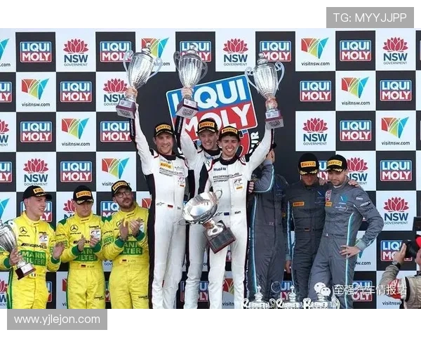 广州足球队耐力揭秘：从训练到比赛的全景探索与分析