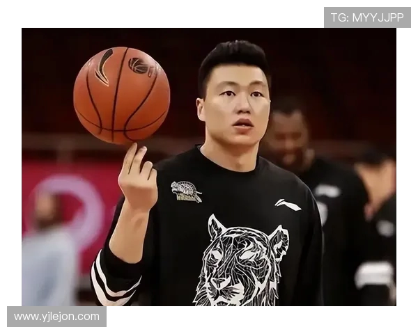 李根：从篮球场上的闪耀之星到生活中的坚韧奋斗者